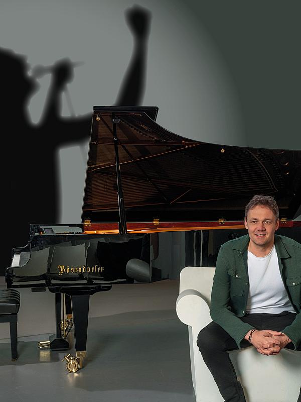 berndvdbos freddiemercury vierkantzondertekst